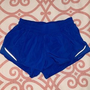 Lululemon Hotty hot shorts 2.5-Royal blue- Size 2